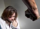 Домашнее насилие: если муж поднял руку в первый раз